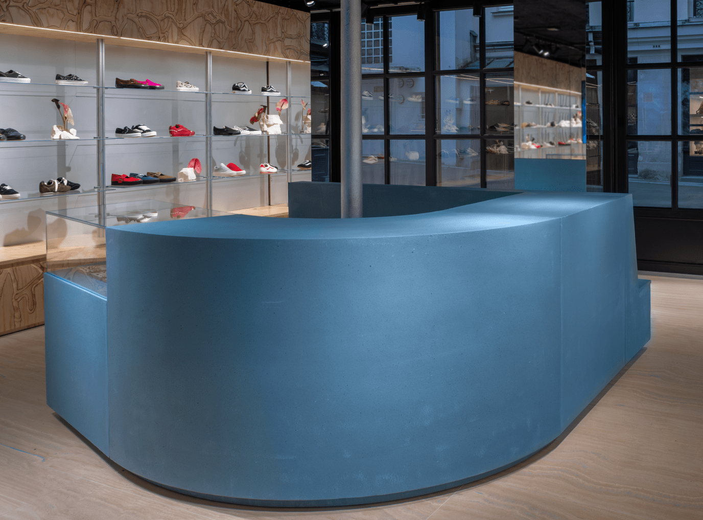 Vans_-_Le_Marais_The_Place_Desktop-5